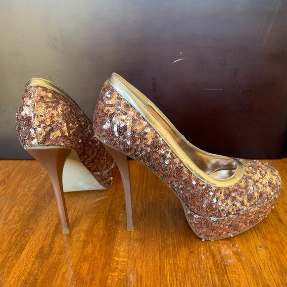 Baby Phat Rose Gold Sequin Round Toe Stiletto Platform Pumps - Picture 3 of 11